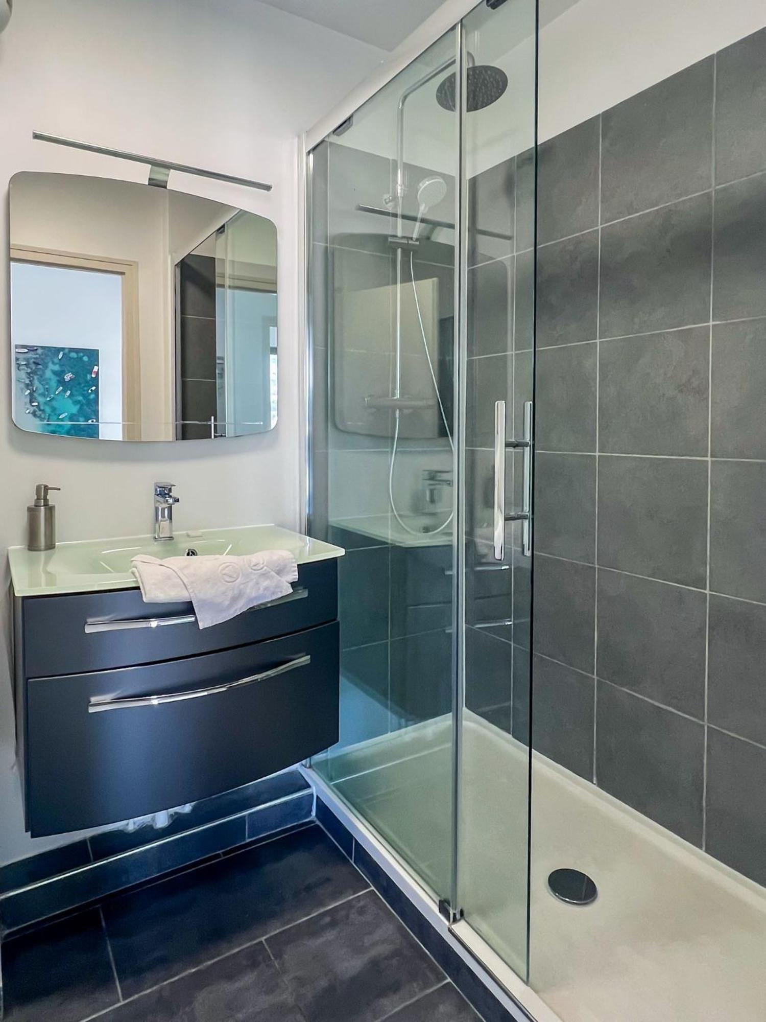 Ferienwohnung Mont Royal Balcon Et Piscine Annecy Exterior foto
